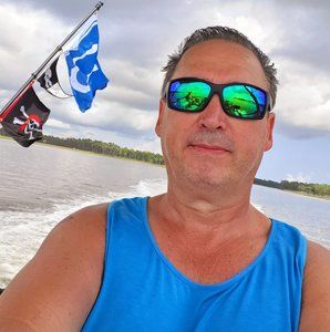 Meet your Posher, Bob